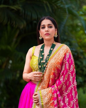 Rashmi Gautam (aka) RashmiGautam