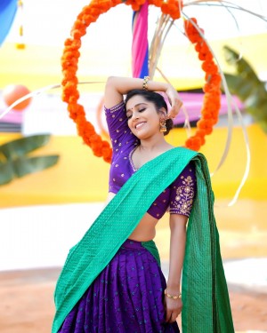 Rashmi Gautam (aka) RashmiGautam