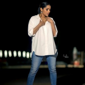 Rashmi Gautam (aka) RashmiGautam