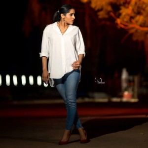 Rashmi Gautam (aka) RashmiGautam