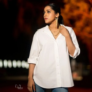 Rashmi Gautam (aka) RashmiGautam