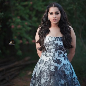 Rashmi Gautam (aka) RashmiGautam