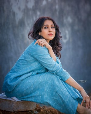 Rashmi Gautam (aka) RashmiGautam