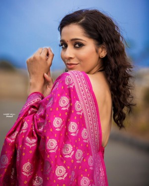 Rashmi Gautam (aka) RashmiGautam