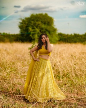 Rashmi Gautam (aka) RashmiGautam