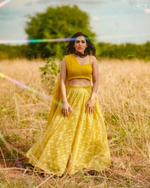 Rashmi Gautam (aka) RashmiGautam