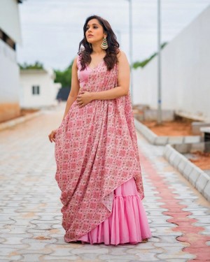 Rashmi Gautam (aka) RashmiGautam