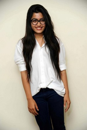 Rashmika Mandanna (aka) RashmikaMandanna