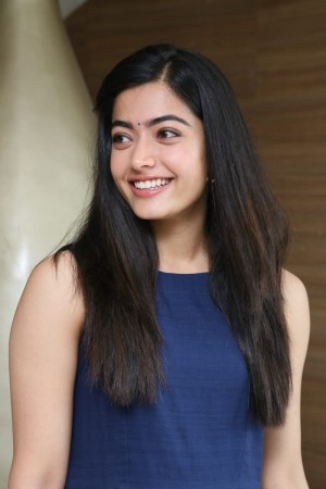 Rashmika Mandanna (aka) RashmikaMandanna