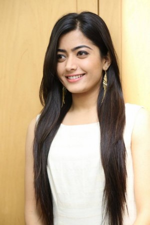 Rashmika Mandanna (aka) RashmikaMandanna