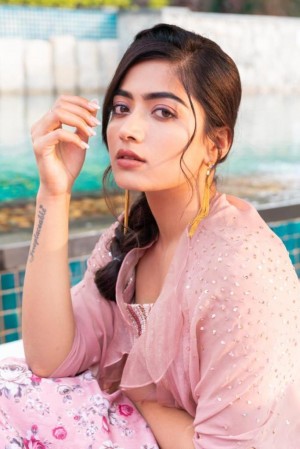 Rashmika Mandanna (aka) RashmikaMandanna