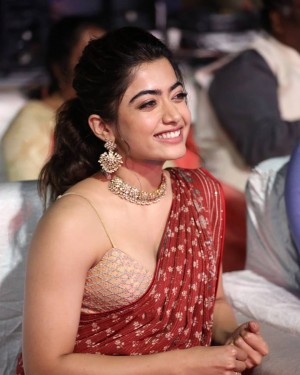 Rashmika Mandanna (aka) RashmikaMandanna