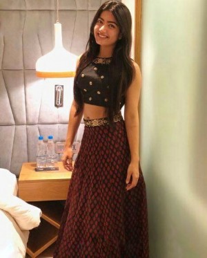 Rashmika Mandanna (aka) RashmikaMandanna