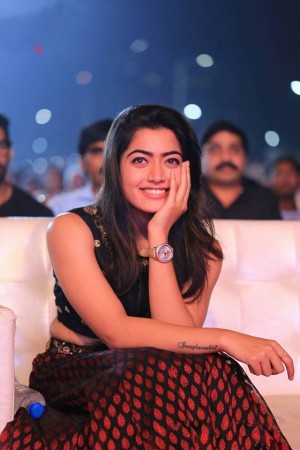 Rashmika Mandanna (aka) RashmikaMandanna