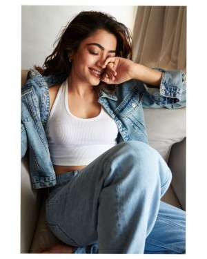 Rashmika Mandanna (aka) RashmikaMandanna