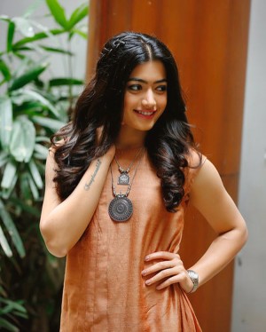 Rashmika Mandanna (aka) RashmikaMandanna