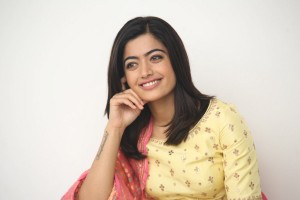 Rashmika Mandanna (aka) RashmikaMandanna