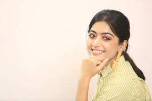 Rashmika Mandanna (aka) RashmikaMandanna