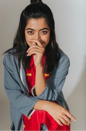 Rashmika Mandanna (aka) RashmikaMandanna