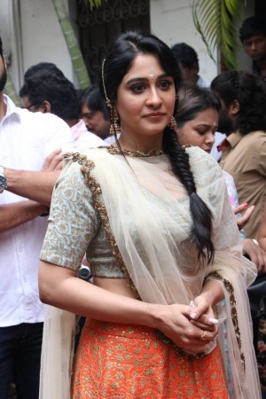 Regina Cassandra (aka) Regina