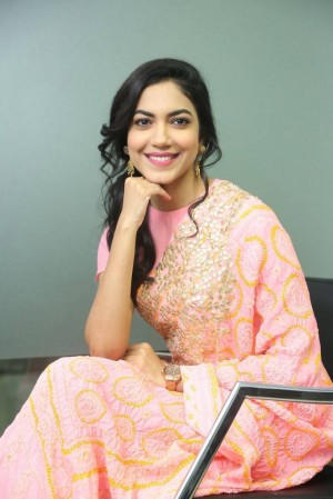 Ritu Varma (aka) RituVarmaa