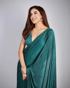 Ritu Varma (aka) RituVarmaa