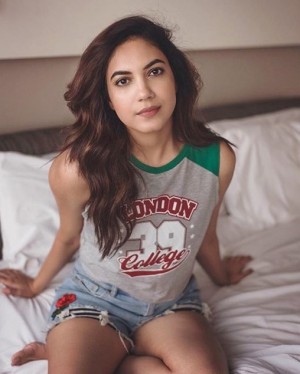 Ritu Varma (aka) RituVarmaa