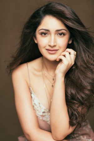 Sayyeshaa Saigal (aka) Sayyeshaa