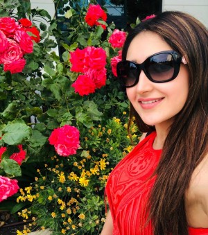 Sayyeshaa Saigal (aka) Sayyeshaa