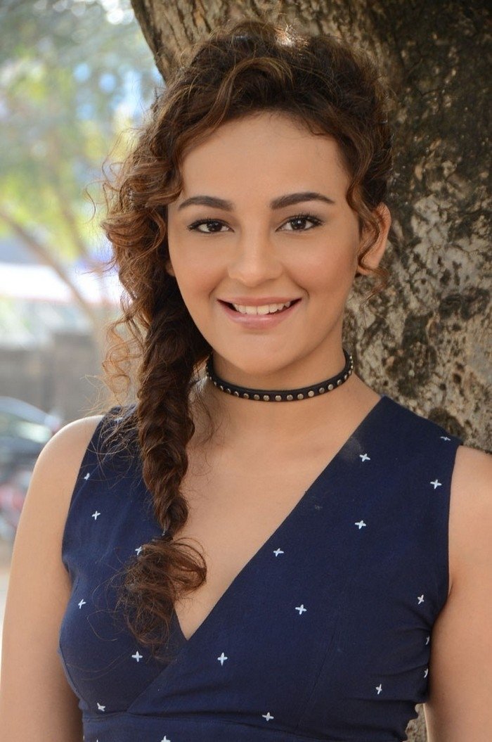 Seerat Kapoor (aka) SeeratKapoor