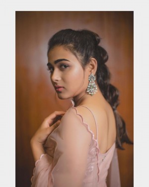 Shalini Pandey (aka) ShaliniPandey