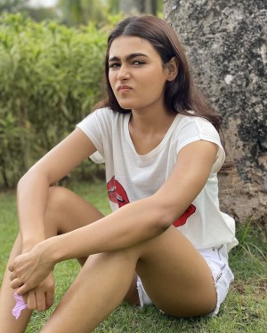 Shalini Pandey (aka) ShaliniPandey