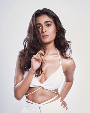 Shalini Pandey (aka) ShaliniPandey