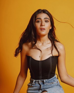 Shalini Pandey (aka) ShaliniPandey