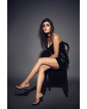 Shalini Pandey (aka) ShaliniPandey