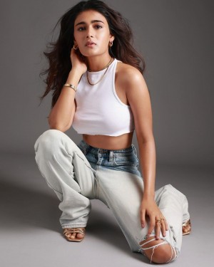 Shalini Pandey (aka) ShaliniPandey