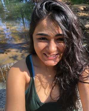 Shalini Pandey (aka) ShaliniPandey