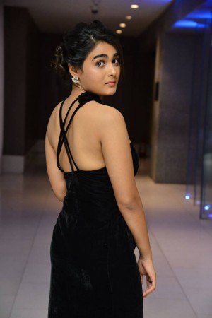 Shalini Pandey (aka) ShaliniPandey