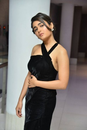 Shalini Pandey (aka) ShaliniPandey