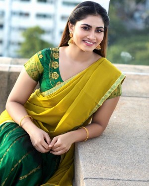 Shivani Narayanan (aka) Shivani