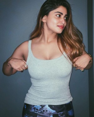 Shivani Narayanan (aka) Shivani