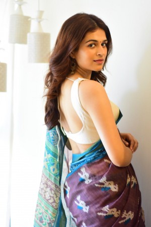 Shraddha Das (aka) Shraddhaa