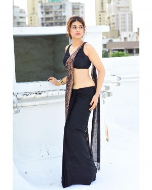 Shraddha Das (aka) Shraddhaa