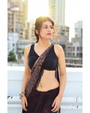 Shraddha Das (aka) Shraddhaa