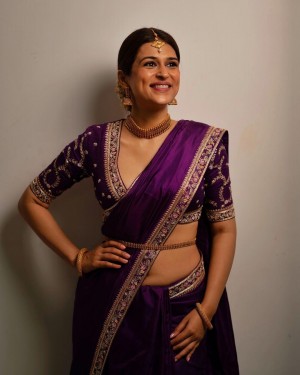 Shraddha Das (aka) Shraddhaa