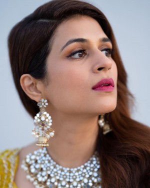 Shraddha Das (aka) Shraddhaa