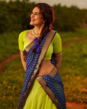 Shraddha Das (aka) Shraddhaa