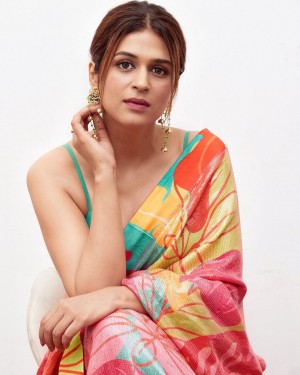 Shraddha Das (aka) Shraddhaa