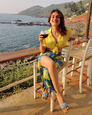 Shraddha Das (aka) Shraddhaa