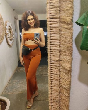 Shraddha Das (aka) Shraddhaa